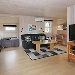 Casa vacanze 6 Person In Hadsund-by Traum *